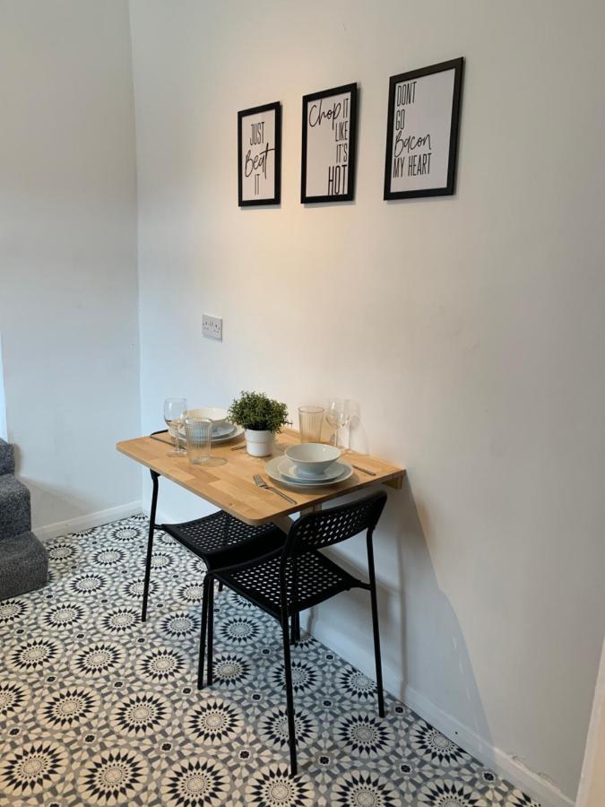 Windsor 4 - Spacious Beautiful 4 Bdrm Maisonette Nr Ncle Free Wifi Free Parking Gateshead Eksteriør billede
